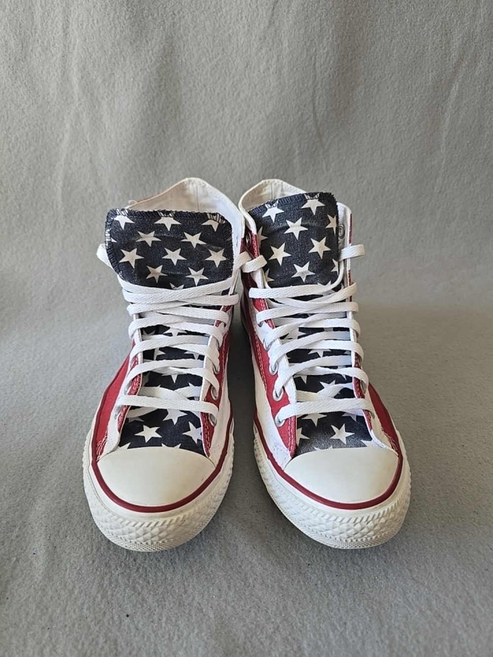 Converse Unisex M10 W 12 High-Top Sneakers in Red, White & Blue Stars USA - Picture 2 of 13